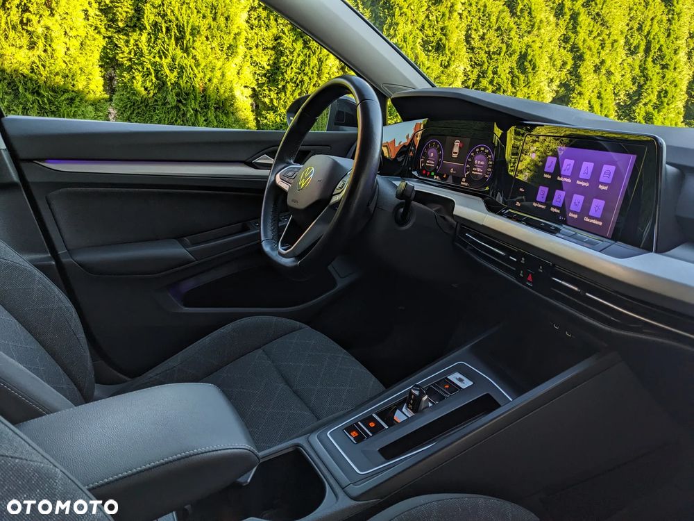 Volkswagen Golf - 26