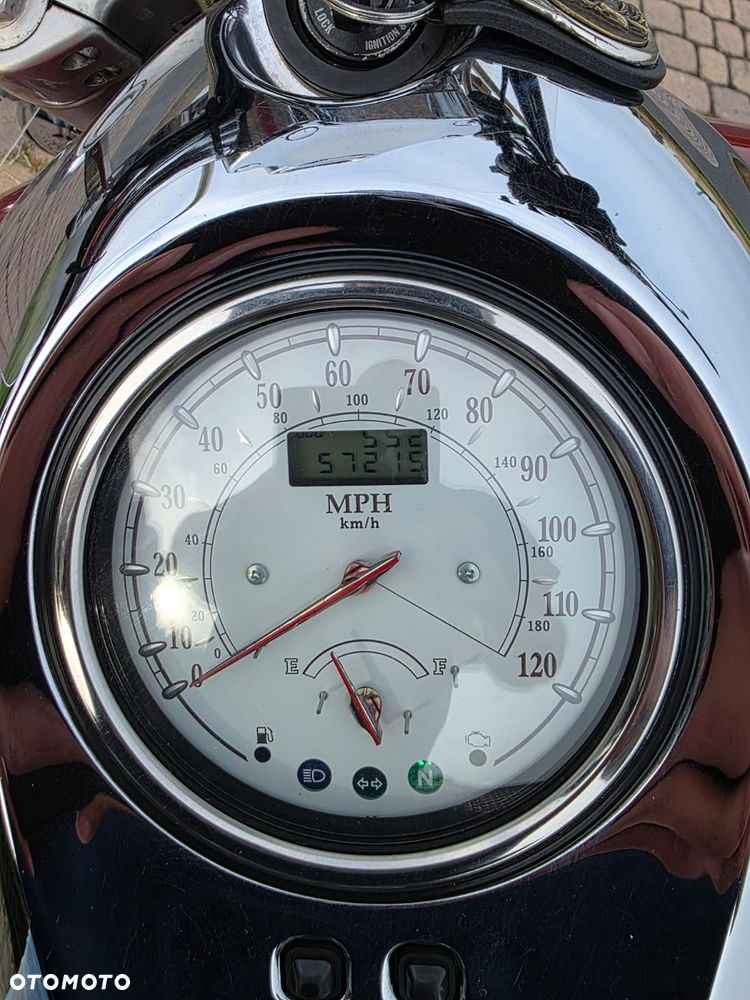 Yamaha Road Star - 6