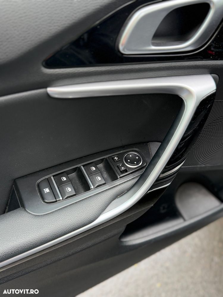 Kia XCeed 1.6 GDI DCT6 OPF Platinum Edition - 9