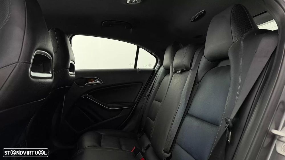 Mercedes-Benz A 180 CDI BlueEFFICIENCY - 13