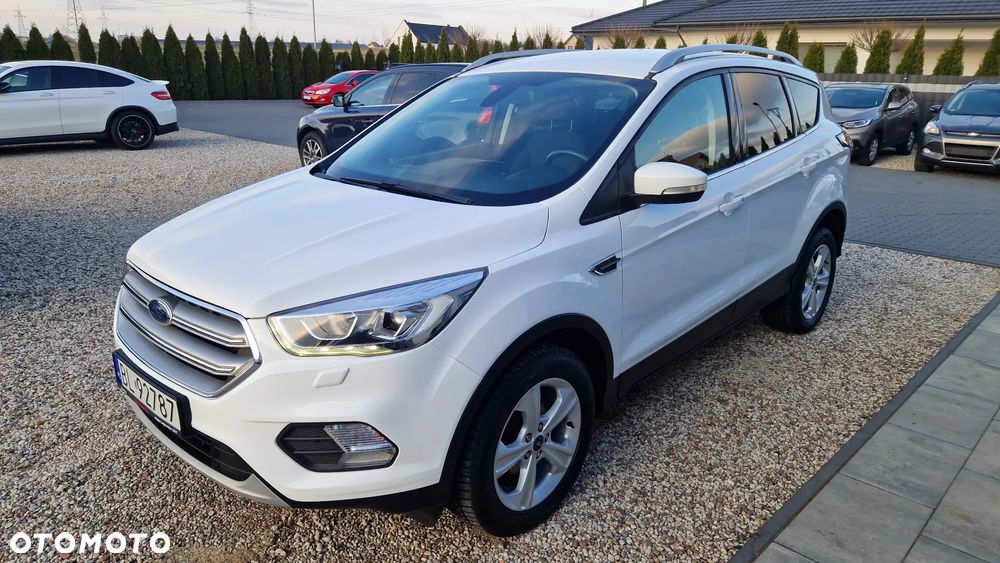 Ford Kuga 1.5 EcoBoost 2x4 Titanium - 24