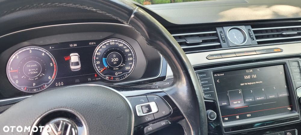 Volkswagen Passat 2.0 TDI Bi-Turbo BMT 4Mot Highline DSG - 16
