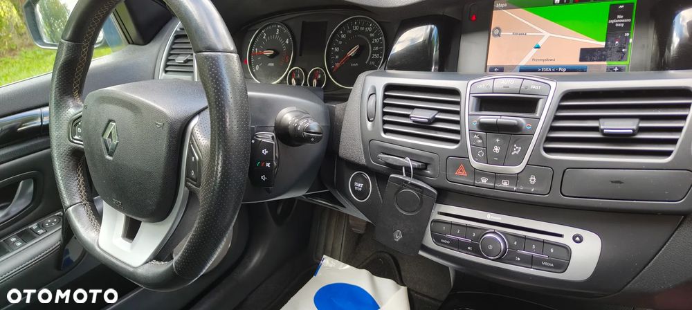 Renault Laguna dCi 150 FAP Start-Stop Bose Edition - 27