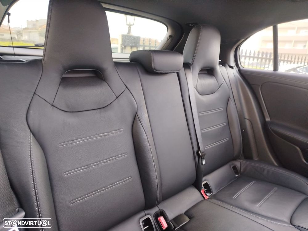 Mercedes-Benz A 45 AMG S 4Matic+ - 18