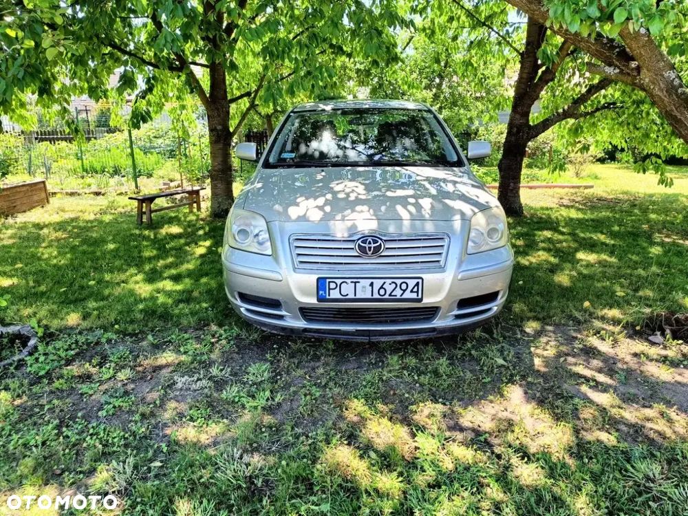 Toyota Avensis 2.0 D-4D Sol - 16