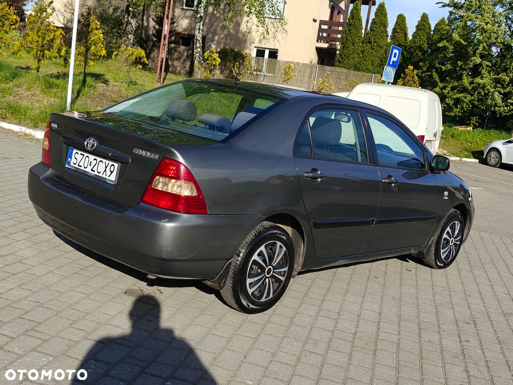 Toyota Corolla 1.4 Terra3 - 19