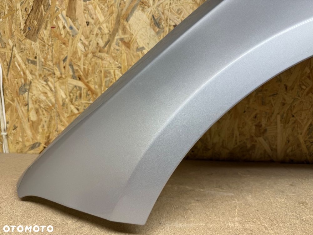 BŁOTNIK LEWY PRZÓD MERCEDES BENZ A KLASA W177 A177 A177881050 SREBRNY - 38