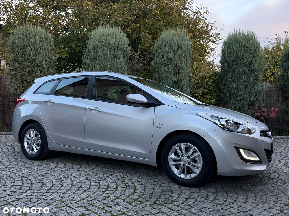 Hyundai i30 1.6 Comfort - 14