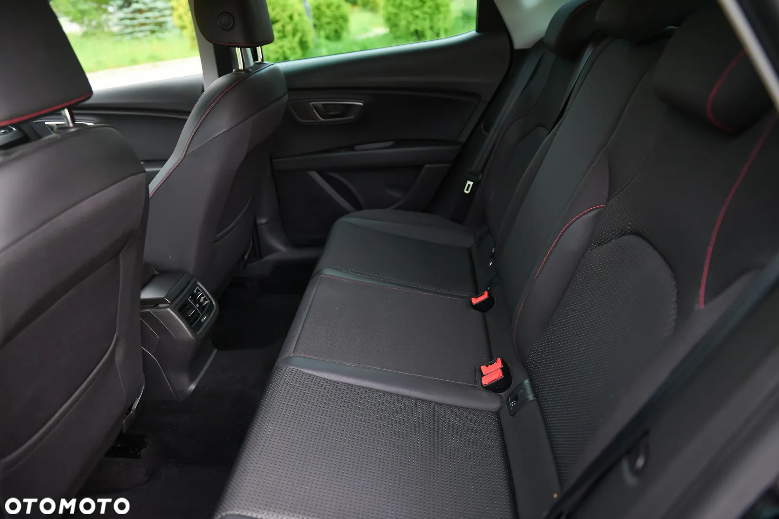 Seat Leon 2.0 TDI DPF Start&Stop FR - 32