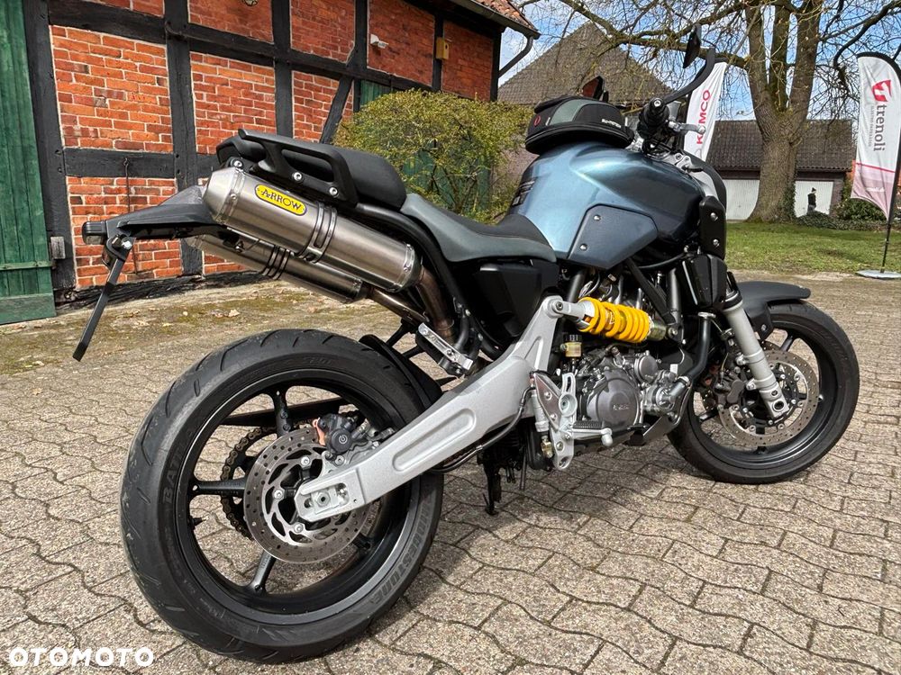 Yamaha MT - 3
