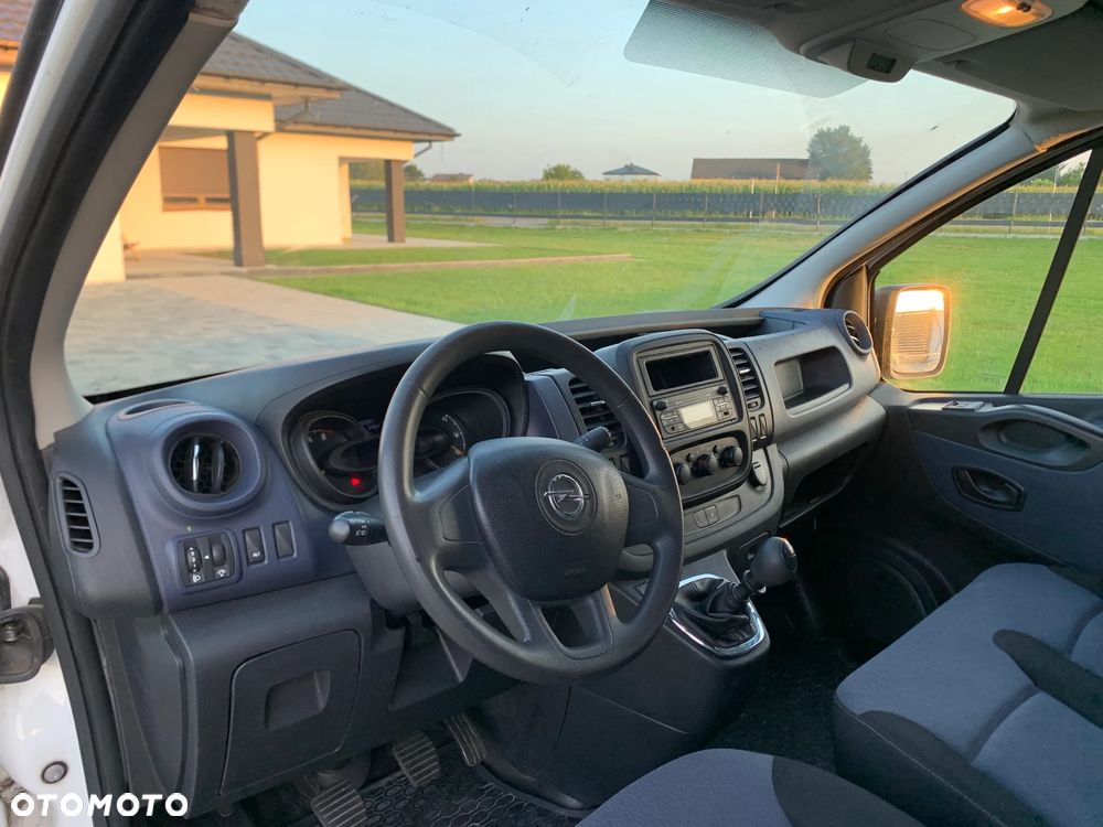 Opel Vivaro L2H1 2,9t Edition - 14
