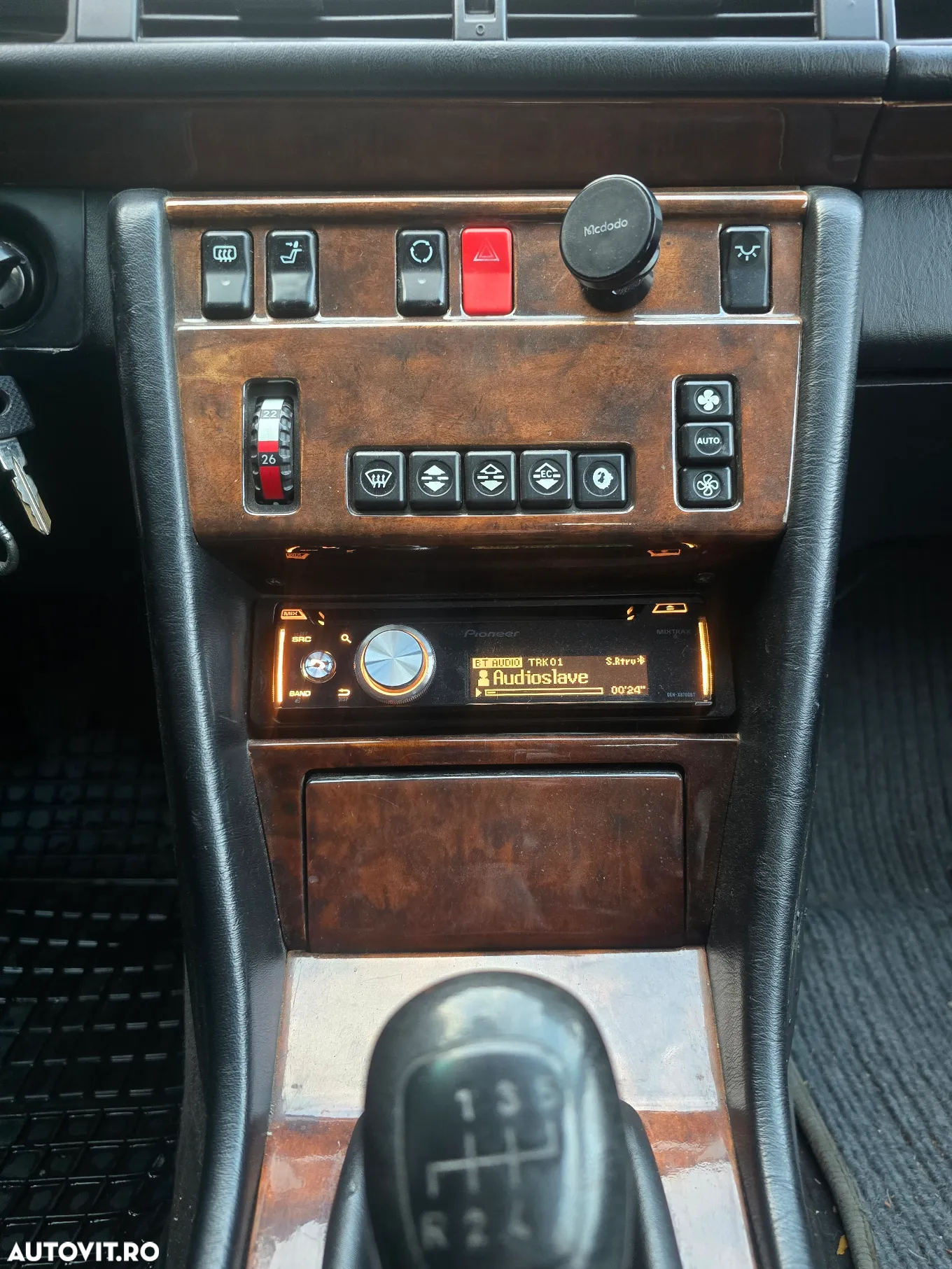 Mercedes-Benz E - 4