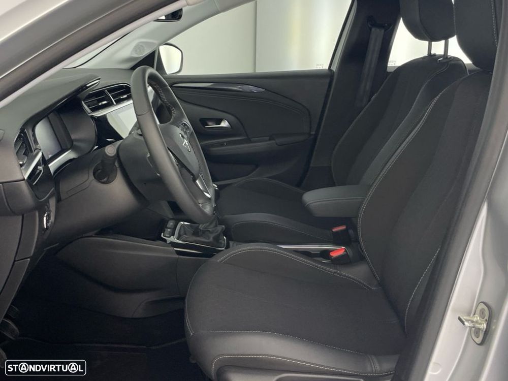 Opel Corsa 1.2 T Elegance — fotografia 11