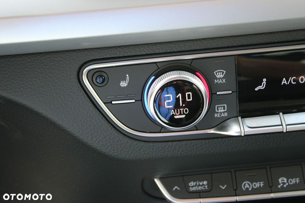 Audi Q5 Sportback - 34