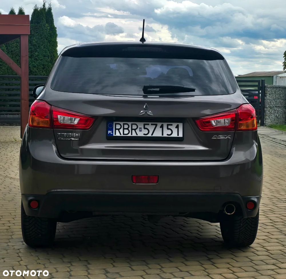 Mitsubishi ASX - 9