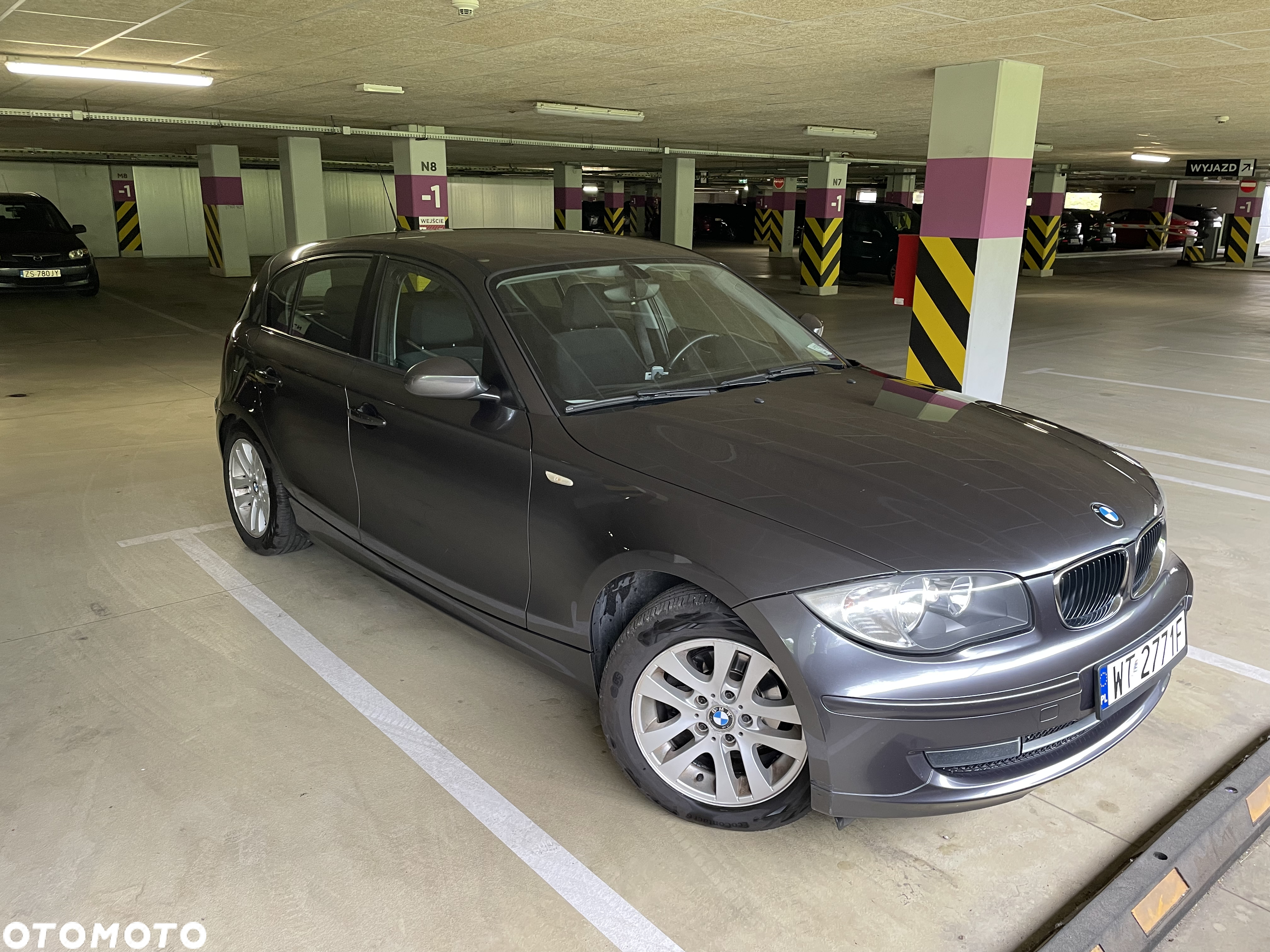 BMW Seria 1 116i - 11