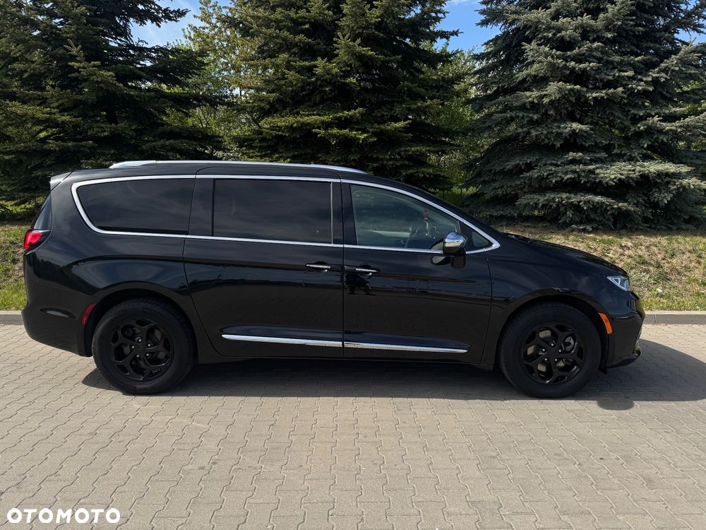 Chrysler Pacifica - 6