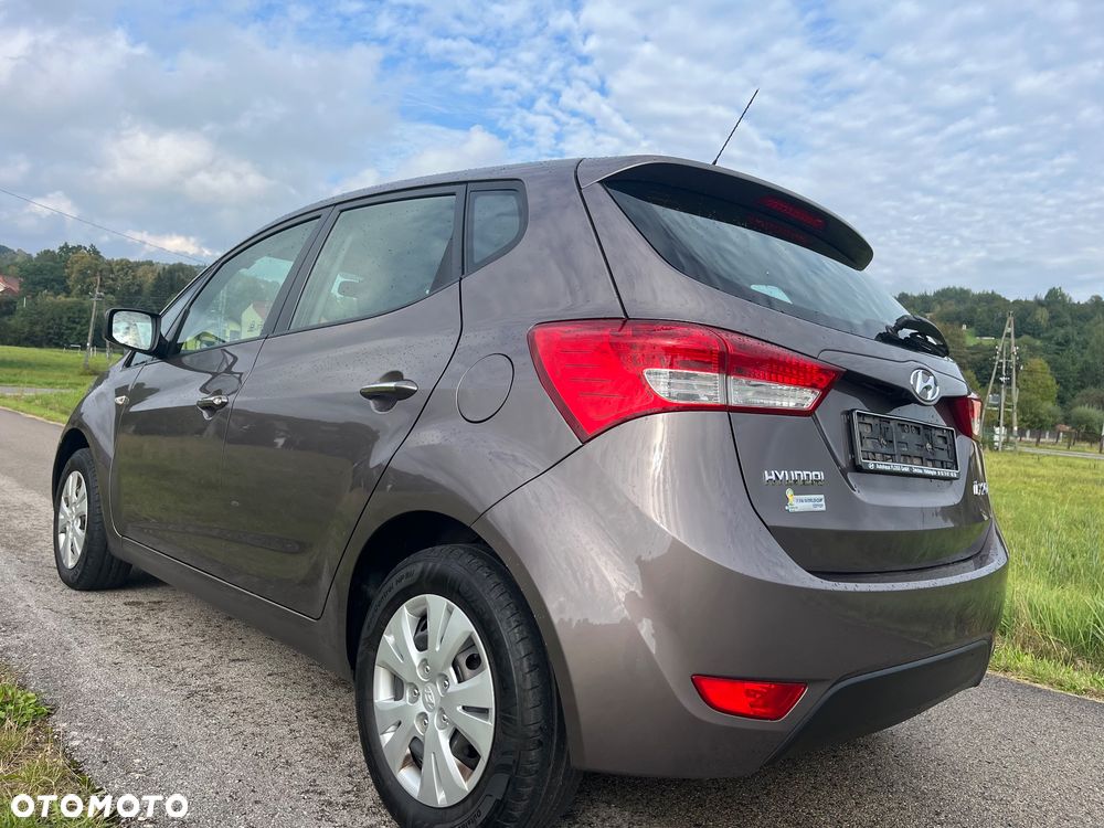Hyundai ix20 1.4 UEFA EURO 2012 Edition - 12