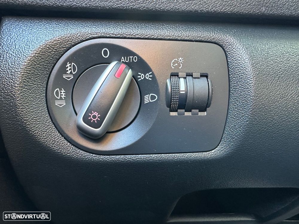 Audi A3 Sportback 1.6 TDI Attraction Special Edition - 14