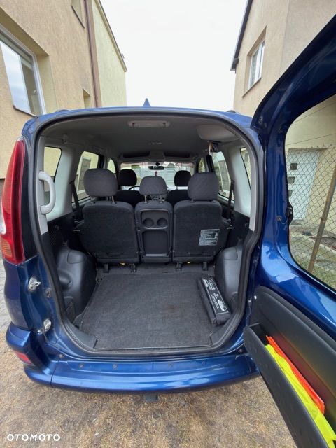 Toyota Yaris Verso 1.3 C - 13