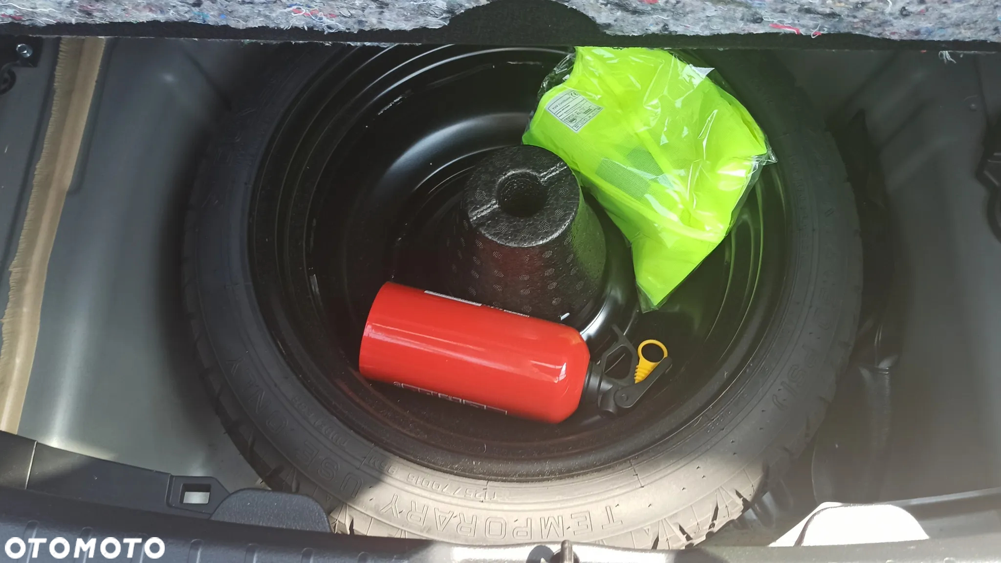 Toyota Yaris 1.5 Premium - 6