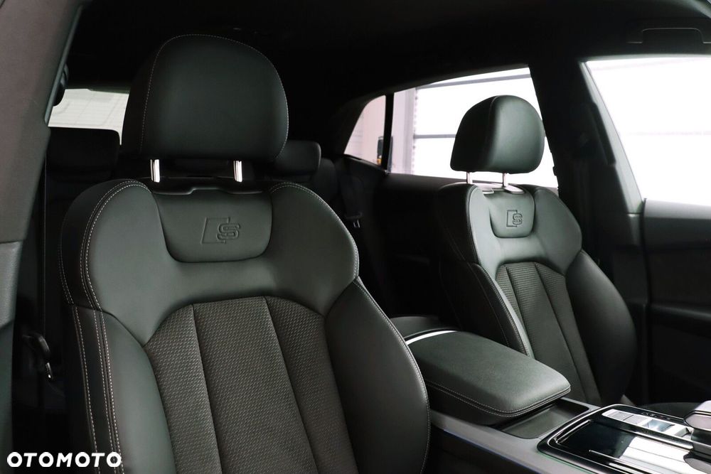 Audi SQ8 - 15