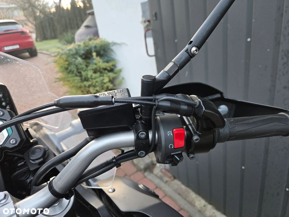 Yamaha Super Tenere - 33