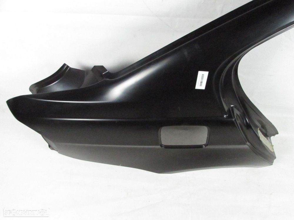 Painel Direito/Trás/Lateral Novo/ Original BMW 3 (E90) 41217145095 - 2