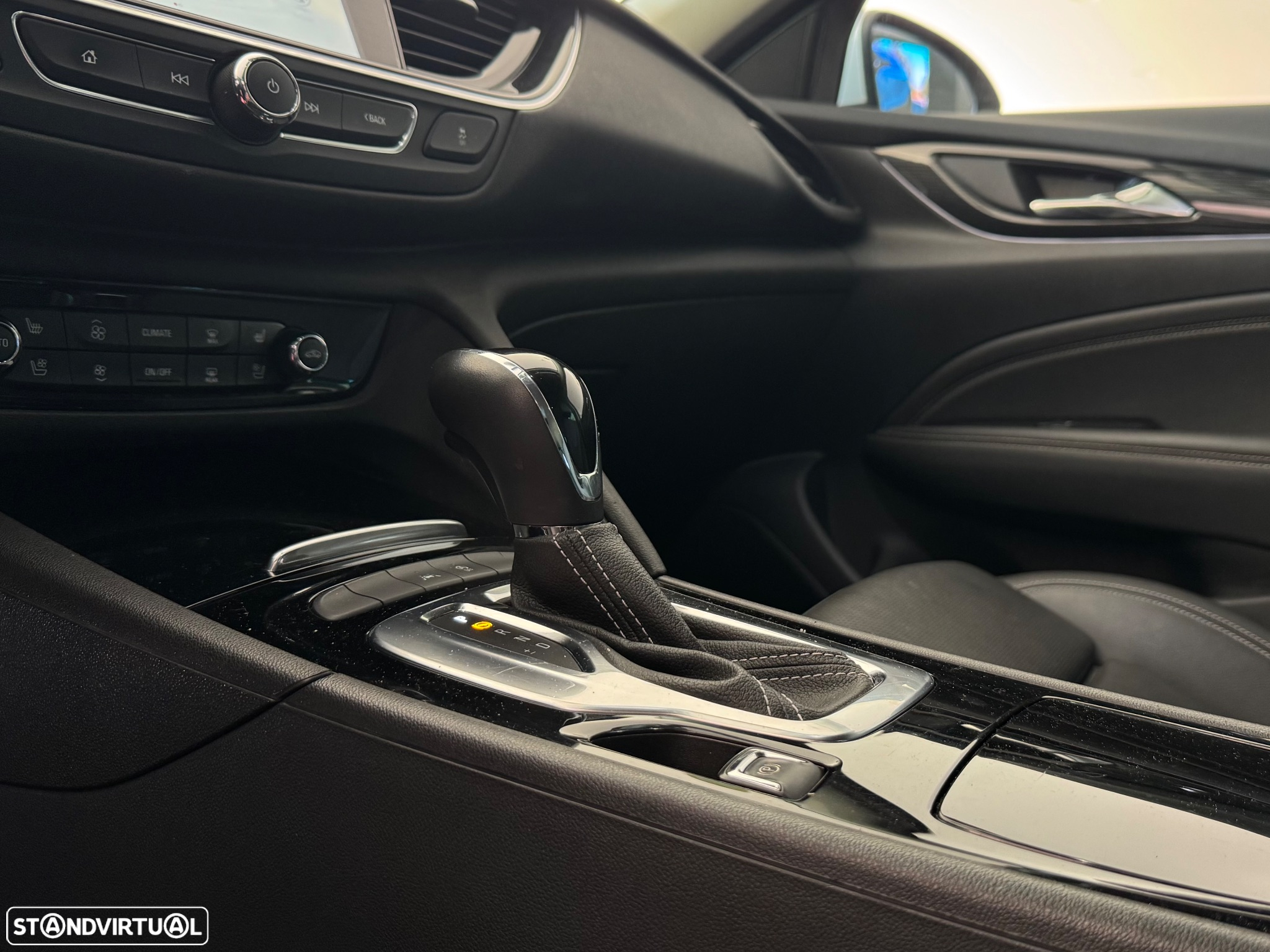 Opel Insignia Grand Sport 1.6 CDTi Business Edition Auto. - 3