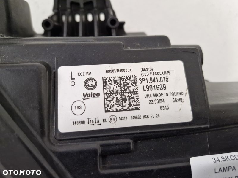 SKODA SUPERB 4 IV LAMPA LEWY PRZÓD LEWA PRZEDNIA REFLEKTOR LED EU 3P1941015 - 8