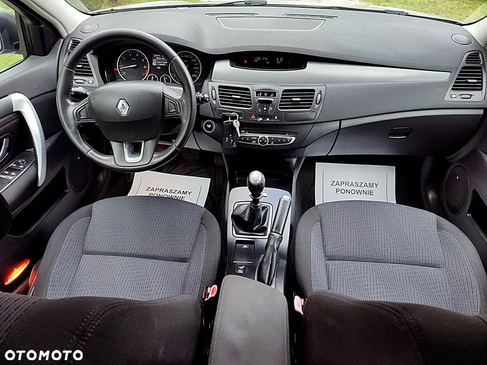 Renault Laguna 1.6 16V 110 Sportway - 19