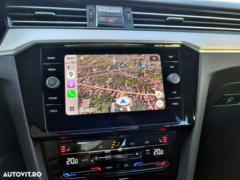 Volkswagen Passat - 16