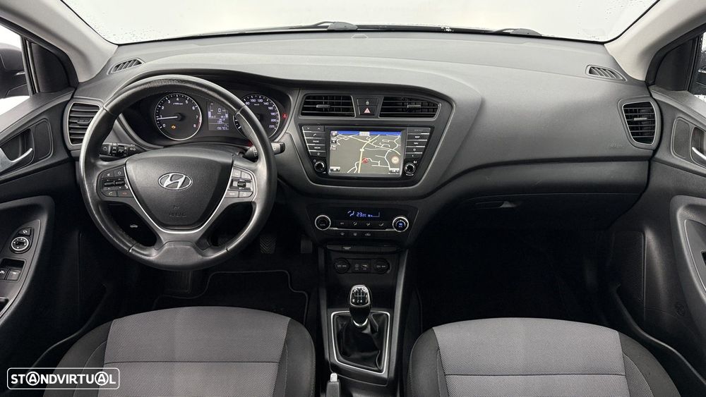 Hyundai i20 - 16