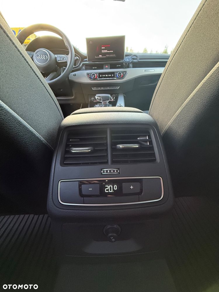 Audi A4 - 12