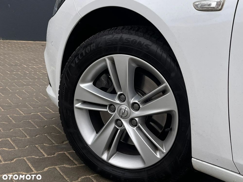 Opel Insignia 2.0 CDTI Innovation S&S - 11