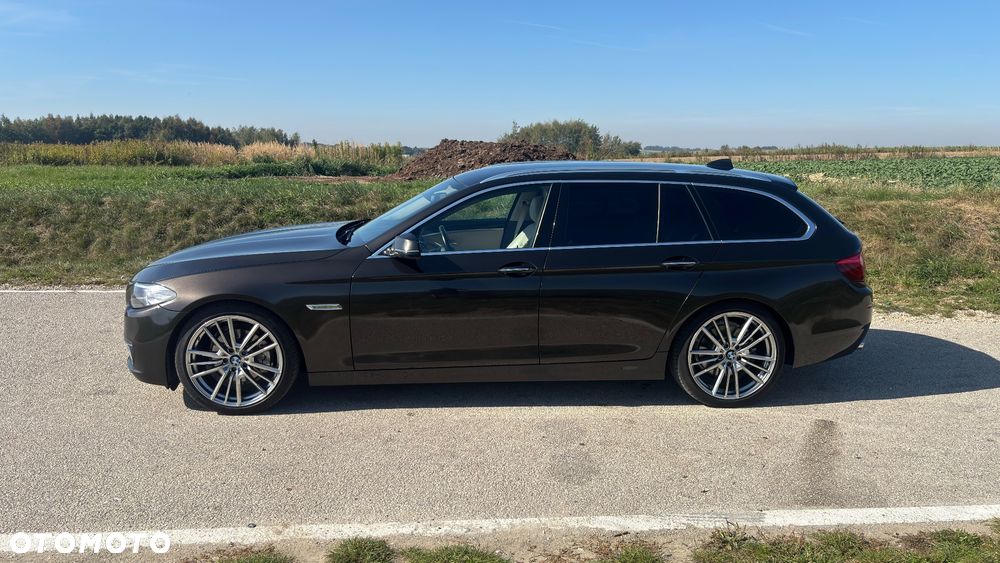 BMW Seria 5 520d Luxury Line - 9