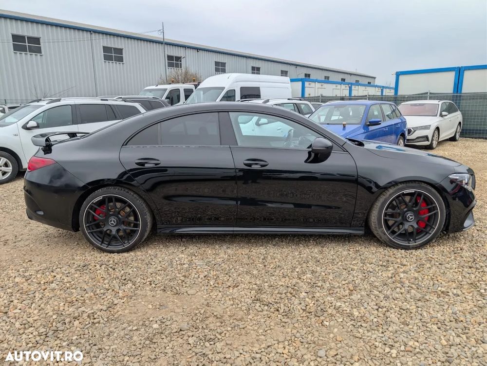 Mercedes-Benz CLA - 4