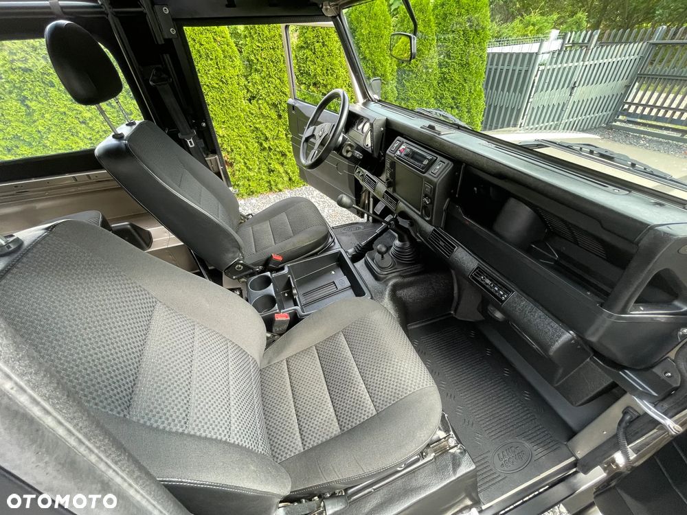Land Rover Defender 90 2.5 TD5 - 13