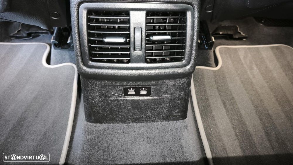 BMW X1 xDrive25e M Sport - 35