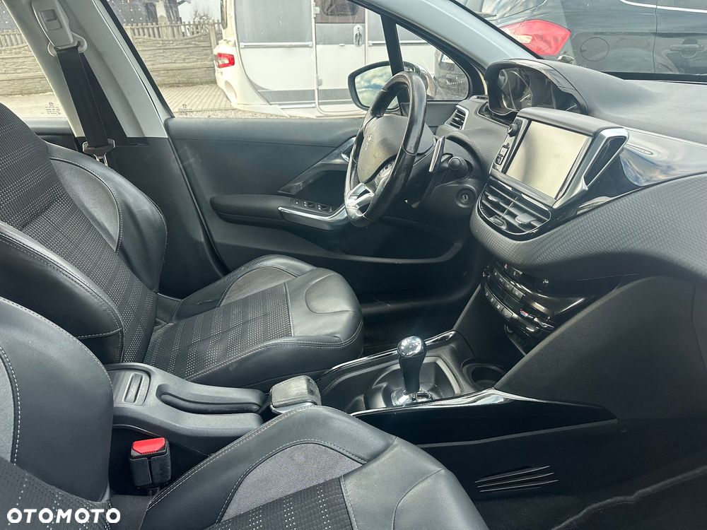 Peugeot 2008 PureTech 82 ETG5 STOP&START Allure - 6