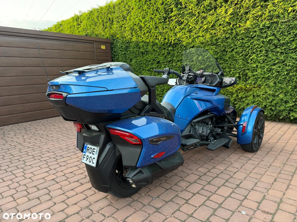 Can-Am Spyder - 6