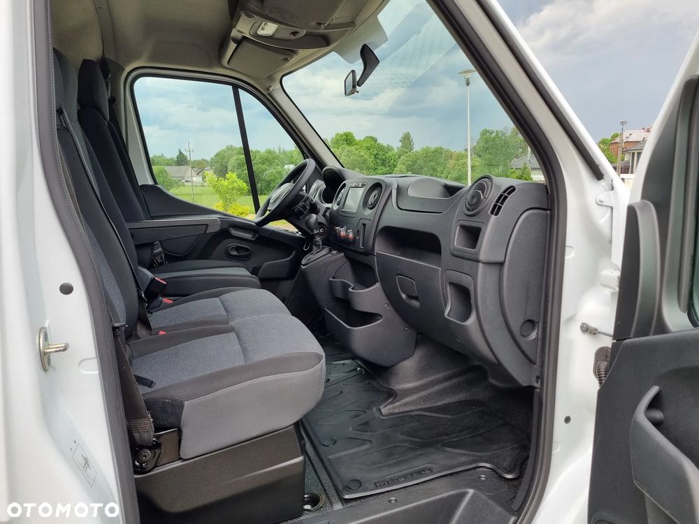 Renault Master 2.3 DCi  130 KM L3H2 Przebieg 154 tys km / Polski Salon / - 10