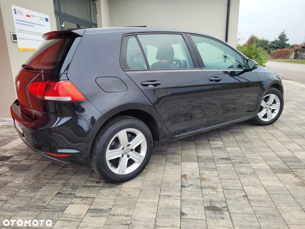 Volkswagen Golf 1.2 TSI BMT Trendline - 16
