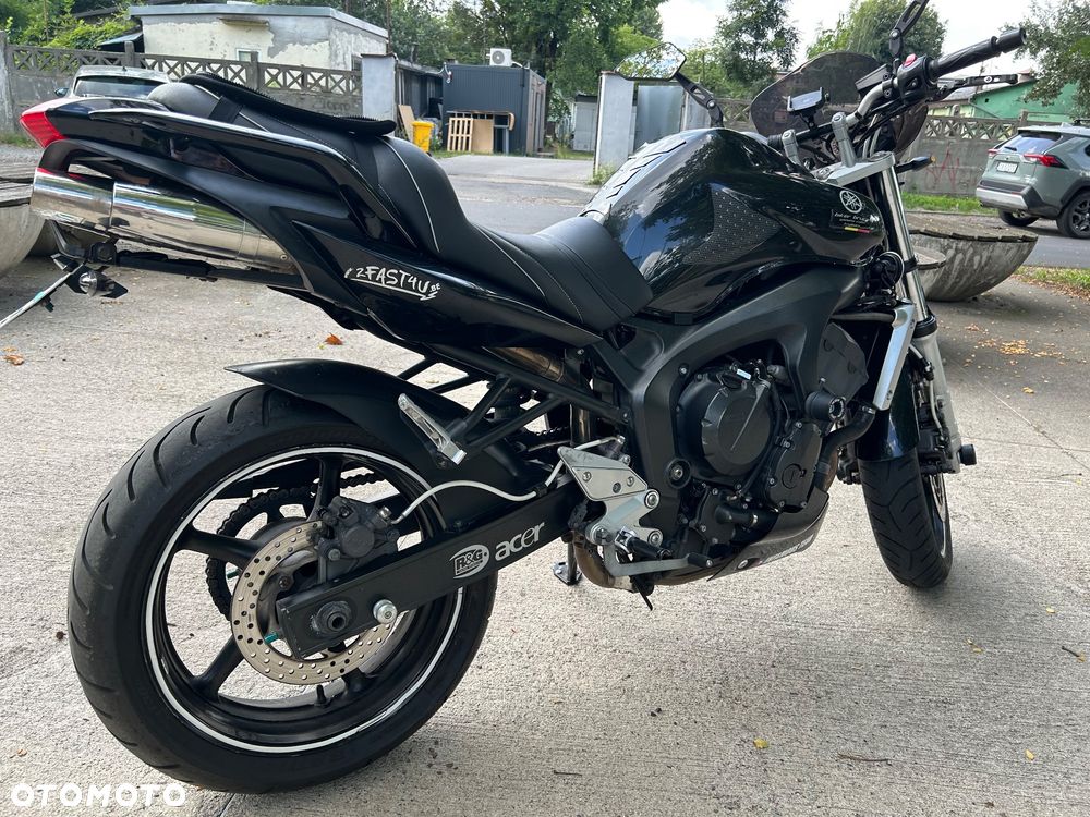 Yamaha FZ6 - 4