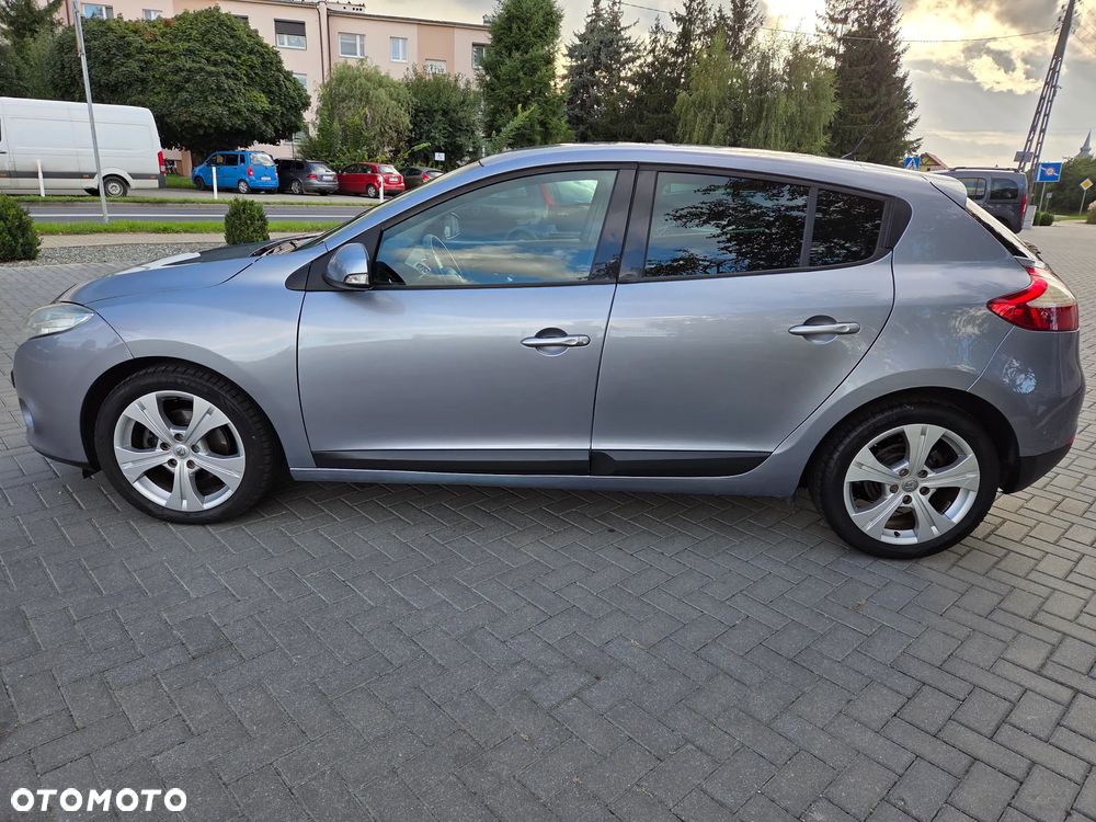 Renault Megane 1.6 16V 110 Dynamique - 9