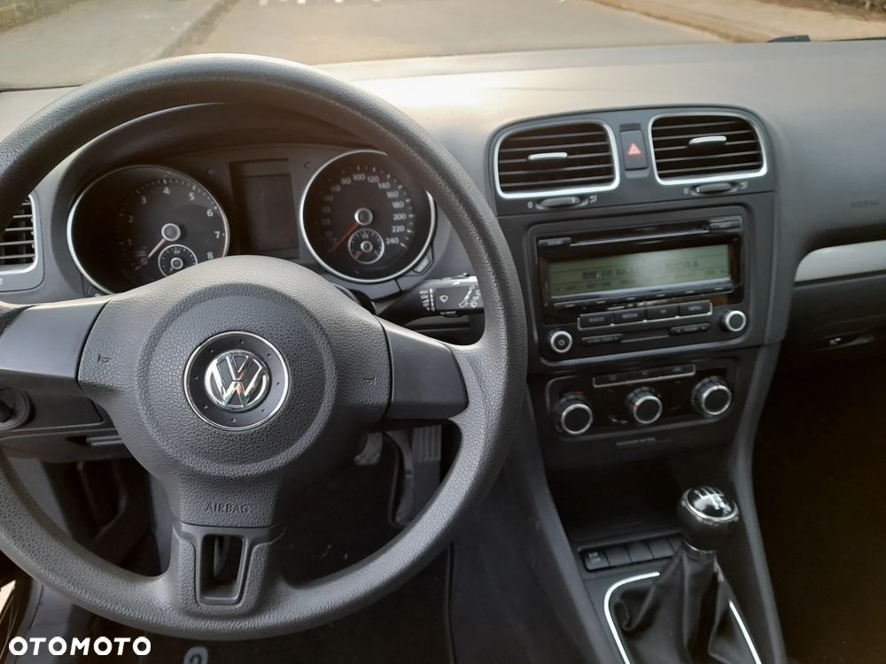 Volkswagen Golf - 15