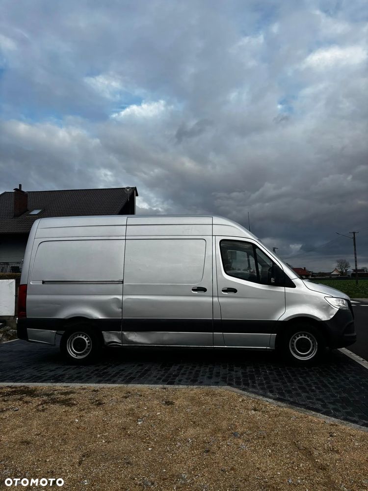 Mercedes-Benz Sprinter - 7