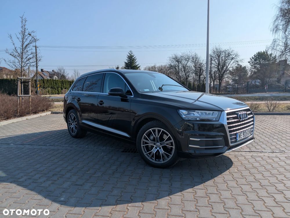 Audi Q7 - 1