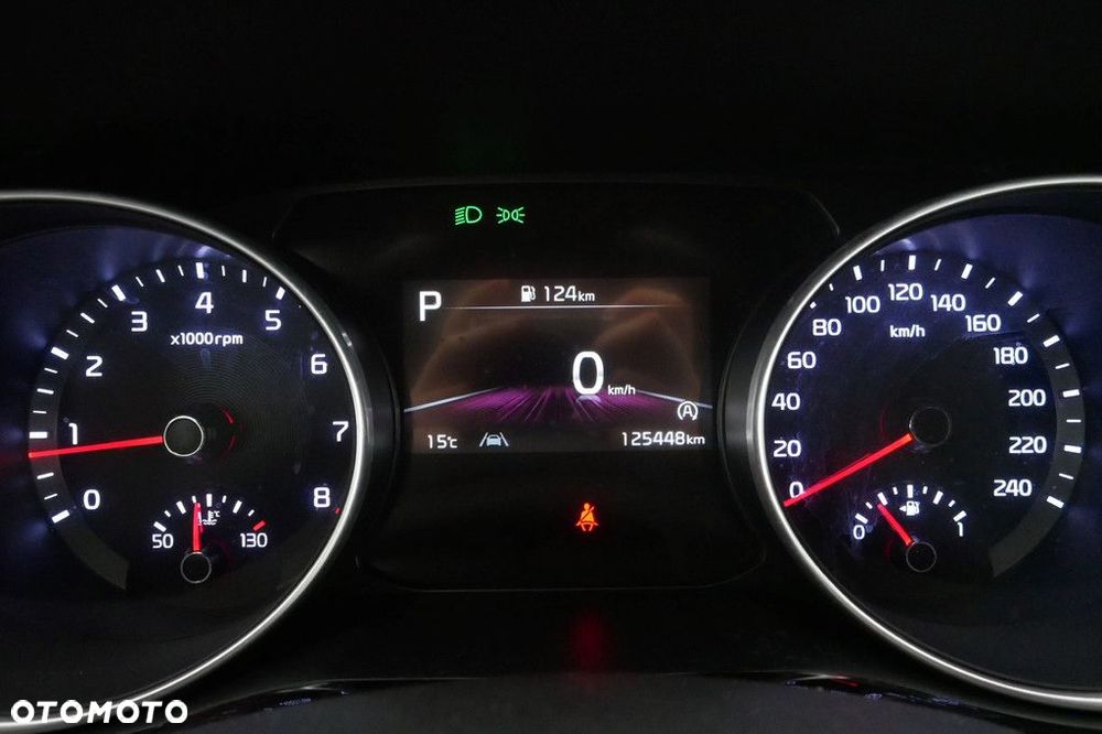 Kia Ceed - 9