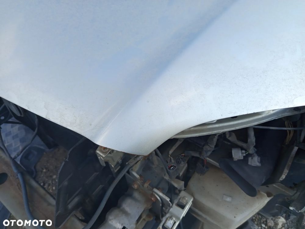 Toyota Avensis T25 lift maska pokrywa silnika 1C0 - 4